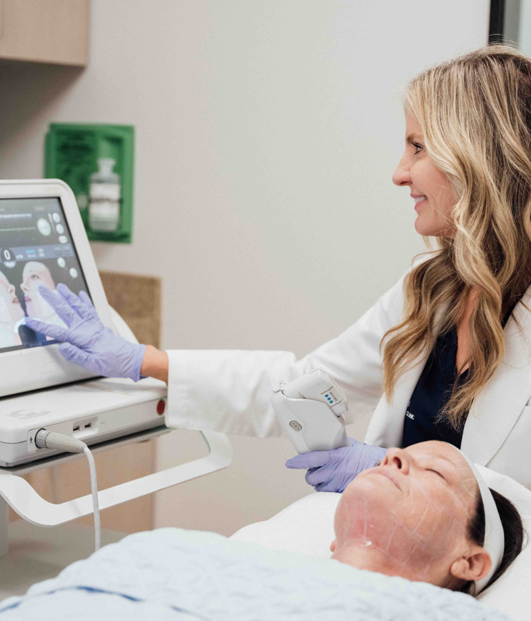 Tammy Harrington performing Ultherapy on a patient | La Jolla Cosmetic Laser Clinic In San Diego
